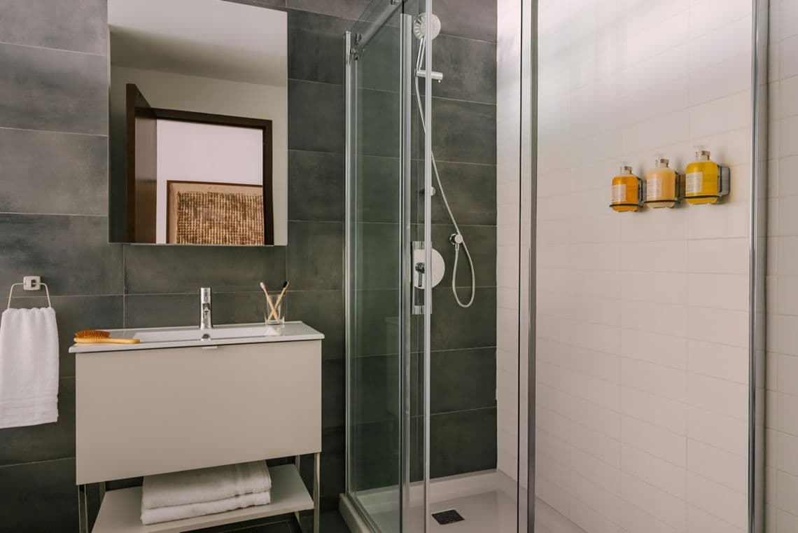 Studio Apartment at Nester Finn Brésoles