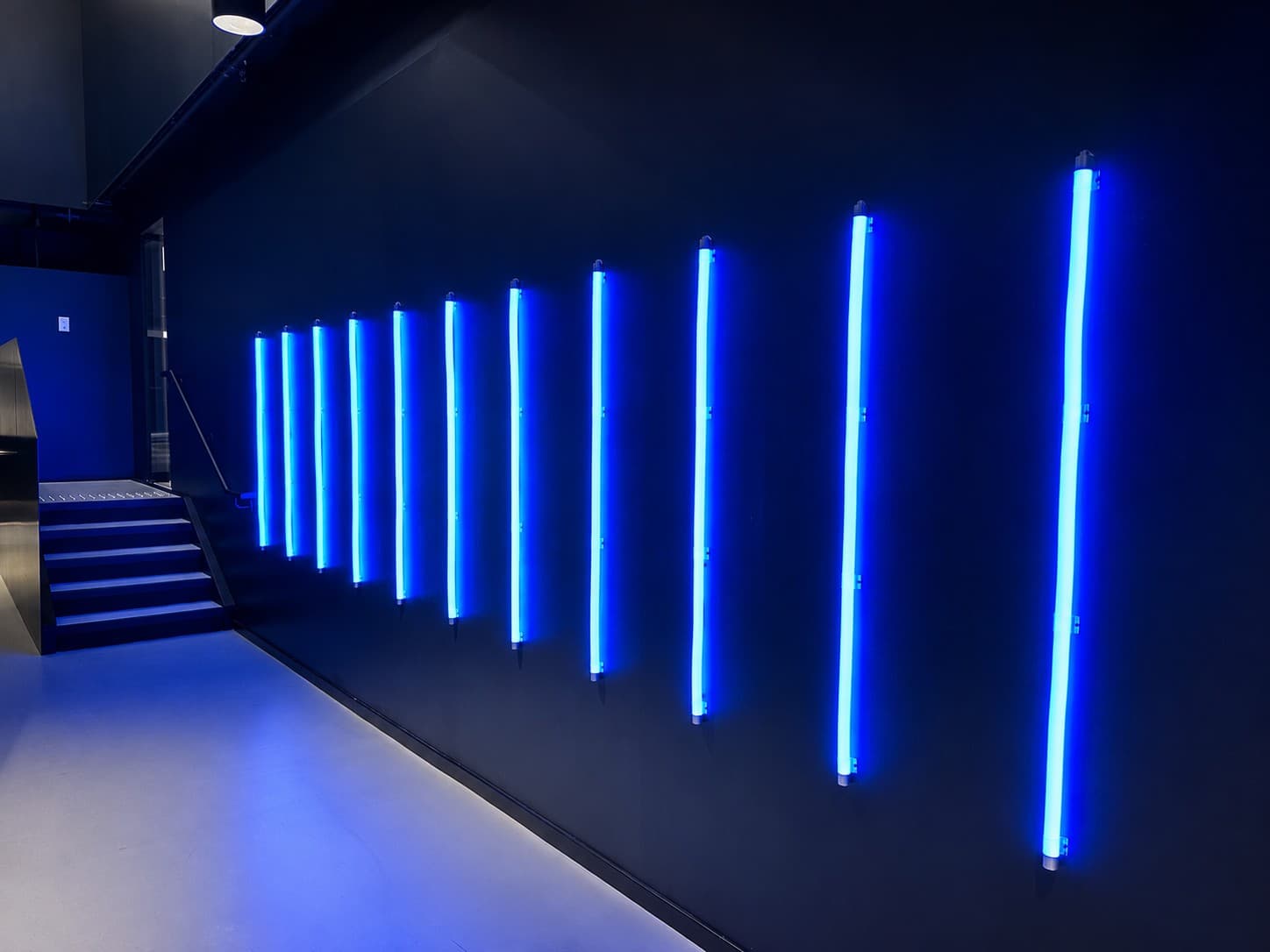 Fitness center at Nester Finn Downtown Toronto with state-of-the-art exercise equipment in Montréal